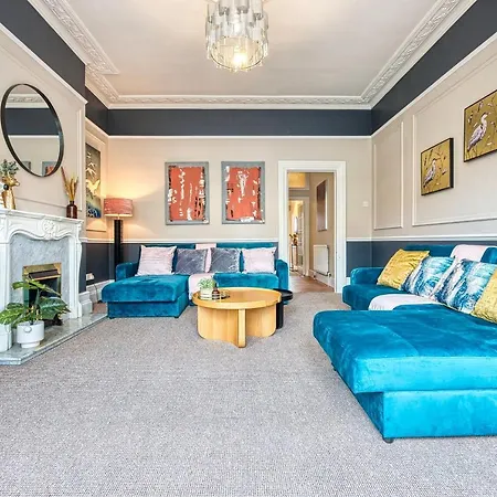 Apartment Lovely 2 Bedroom - Sleeps 9